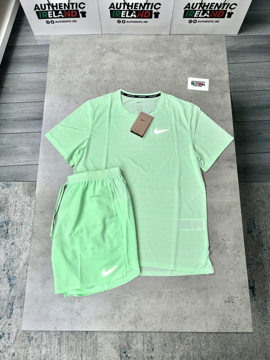 NIKE MILER 1.0 SET - VAPOUR GREEN