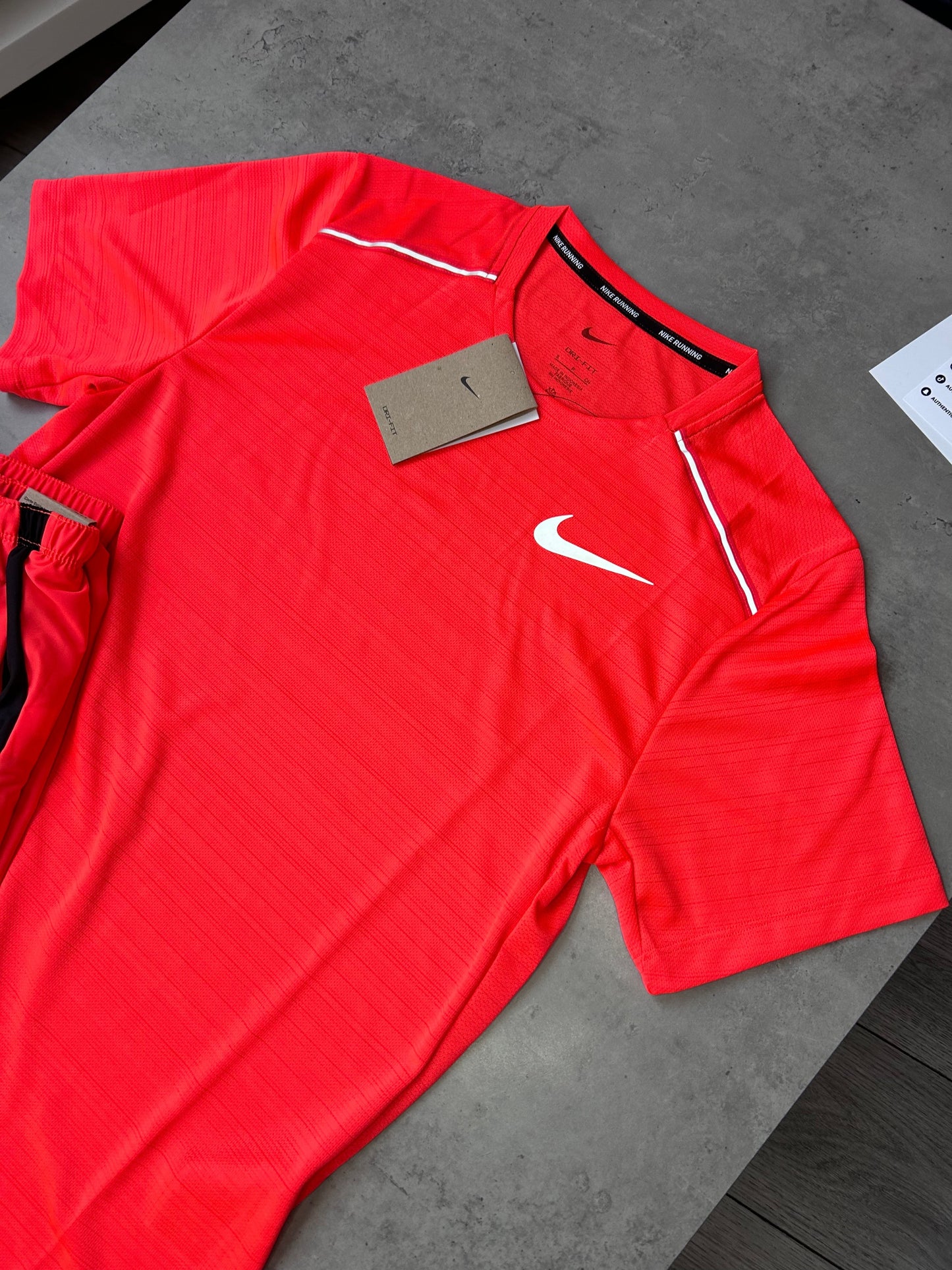 NIKE MILER 1.0 SET - CRIMSON RED