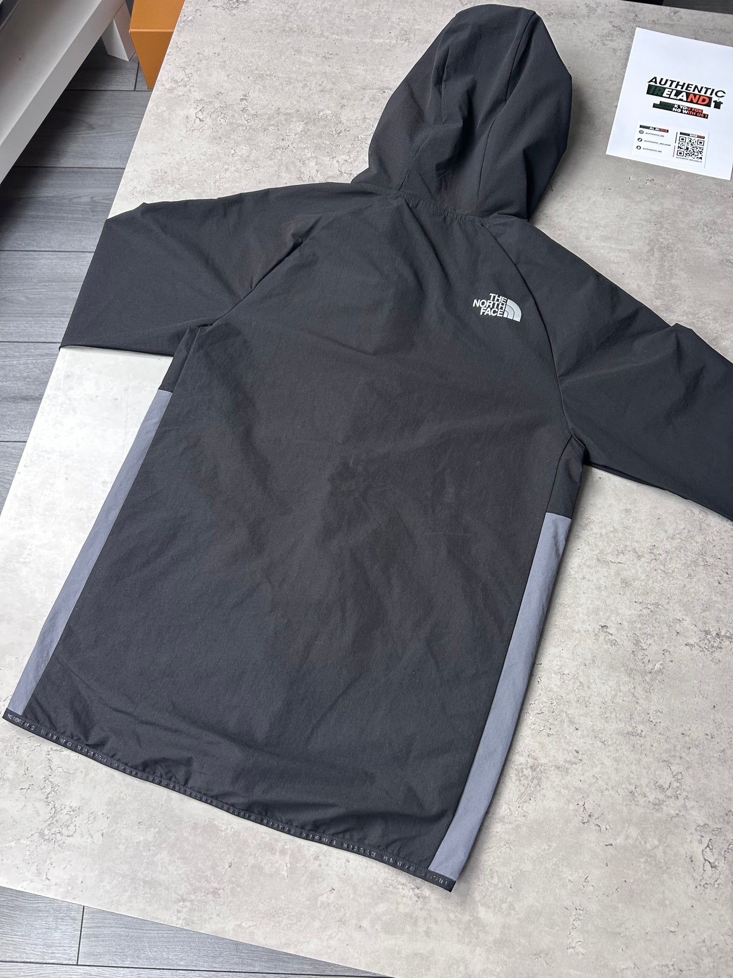 THE NORTH FACE WOVEN TRACKSUIT - GREY/BLACK