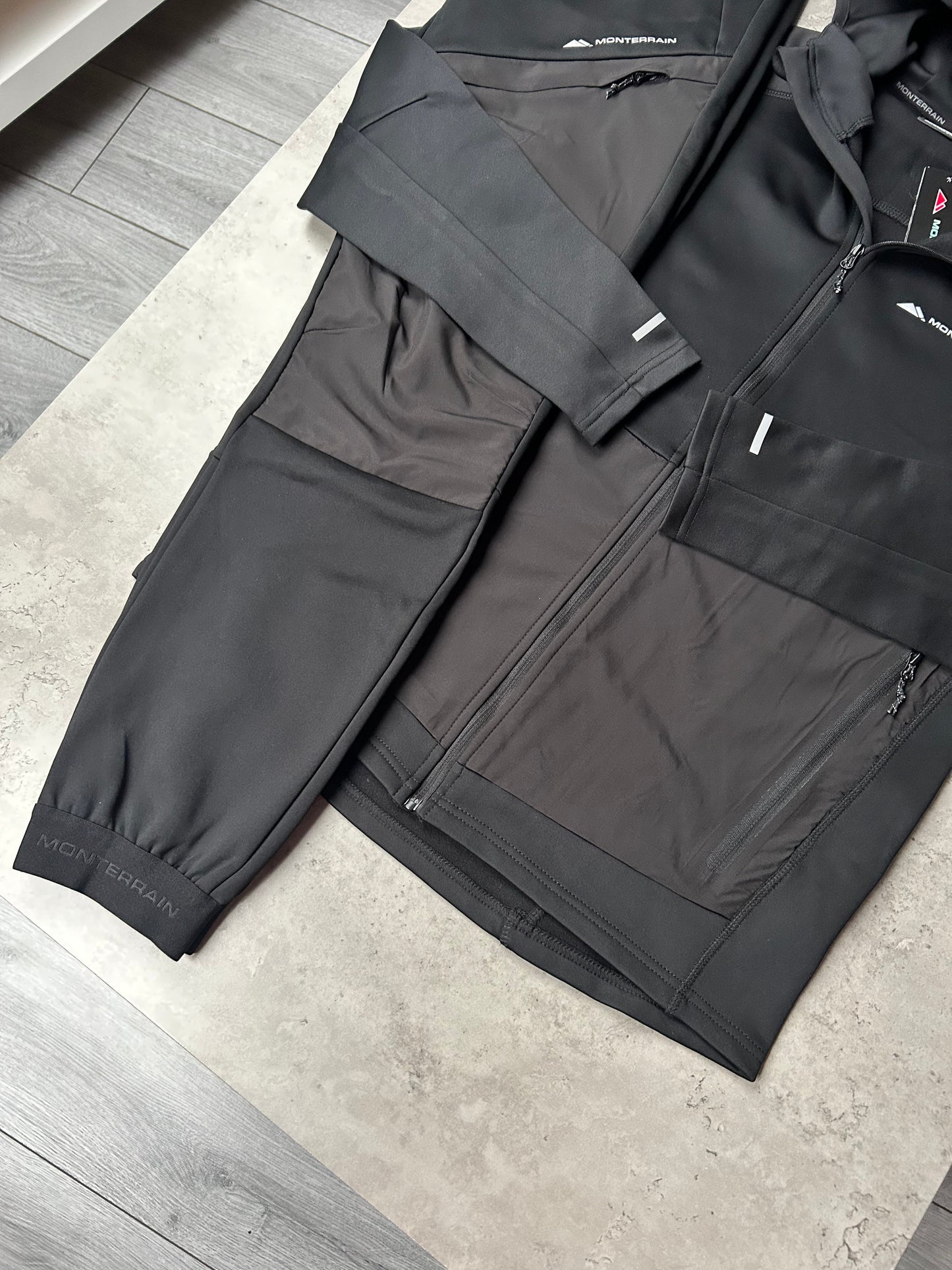 MONTERRAIN AVALANCHE TRACKSUIT - BLACK