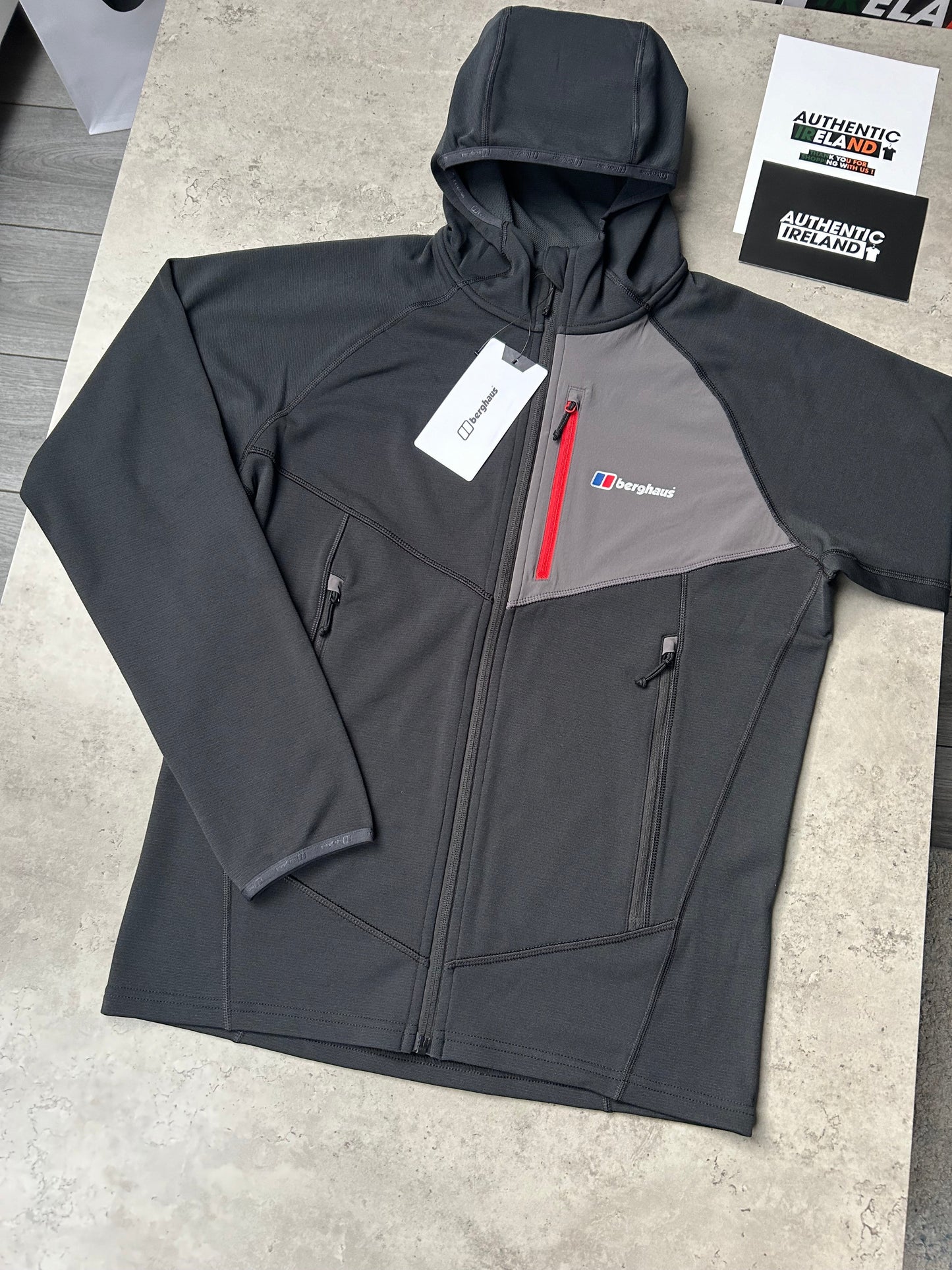 BERGHAUS FLEECE TRACKSUIT - BLACK/GREY/RED