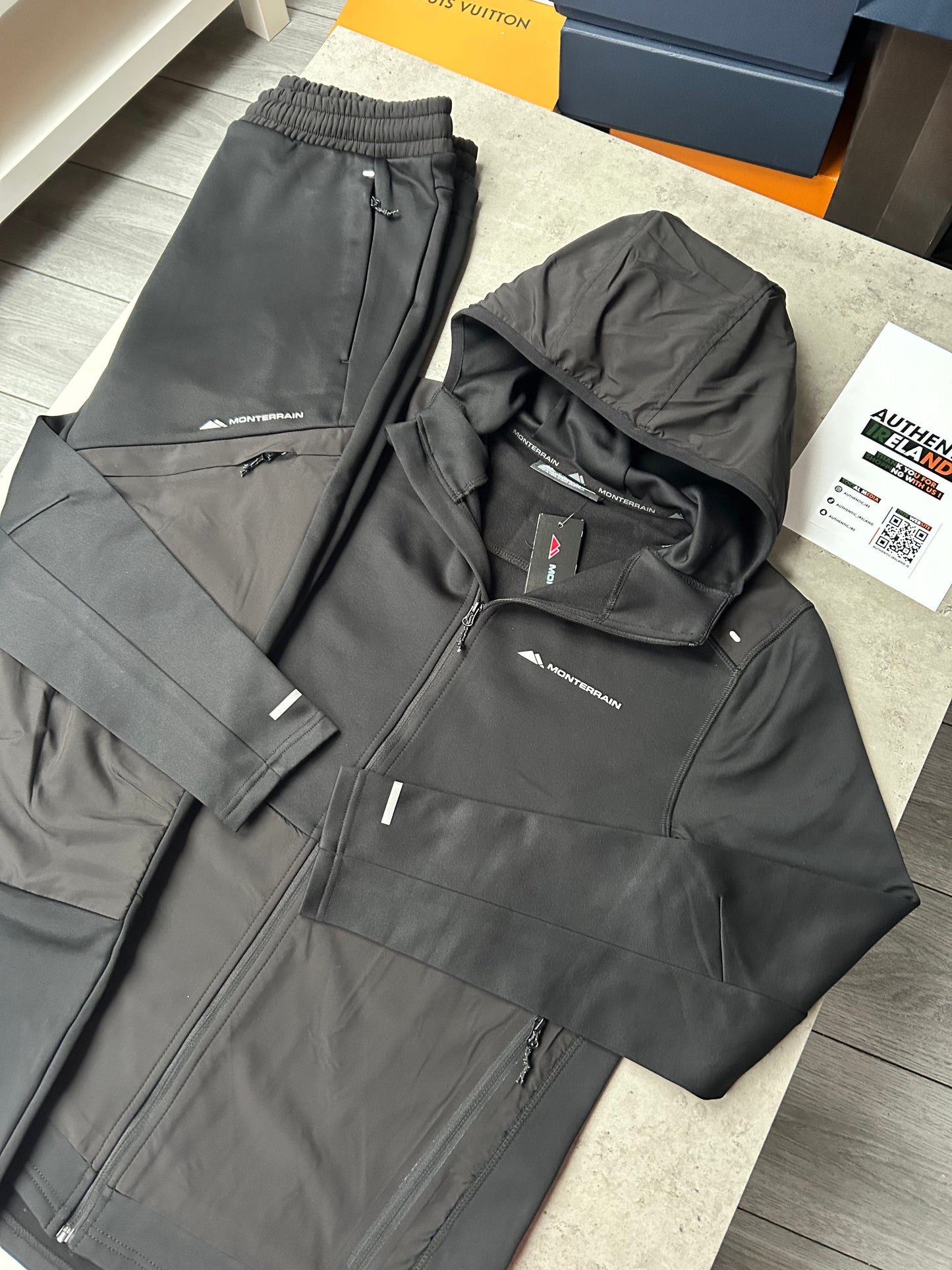 MONTERRAIN AVALANCHE TRACKSUIT - BLACK