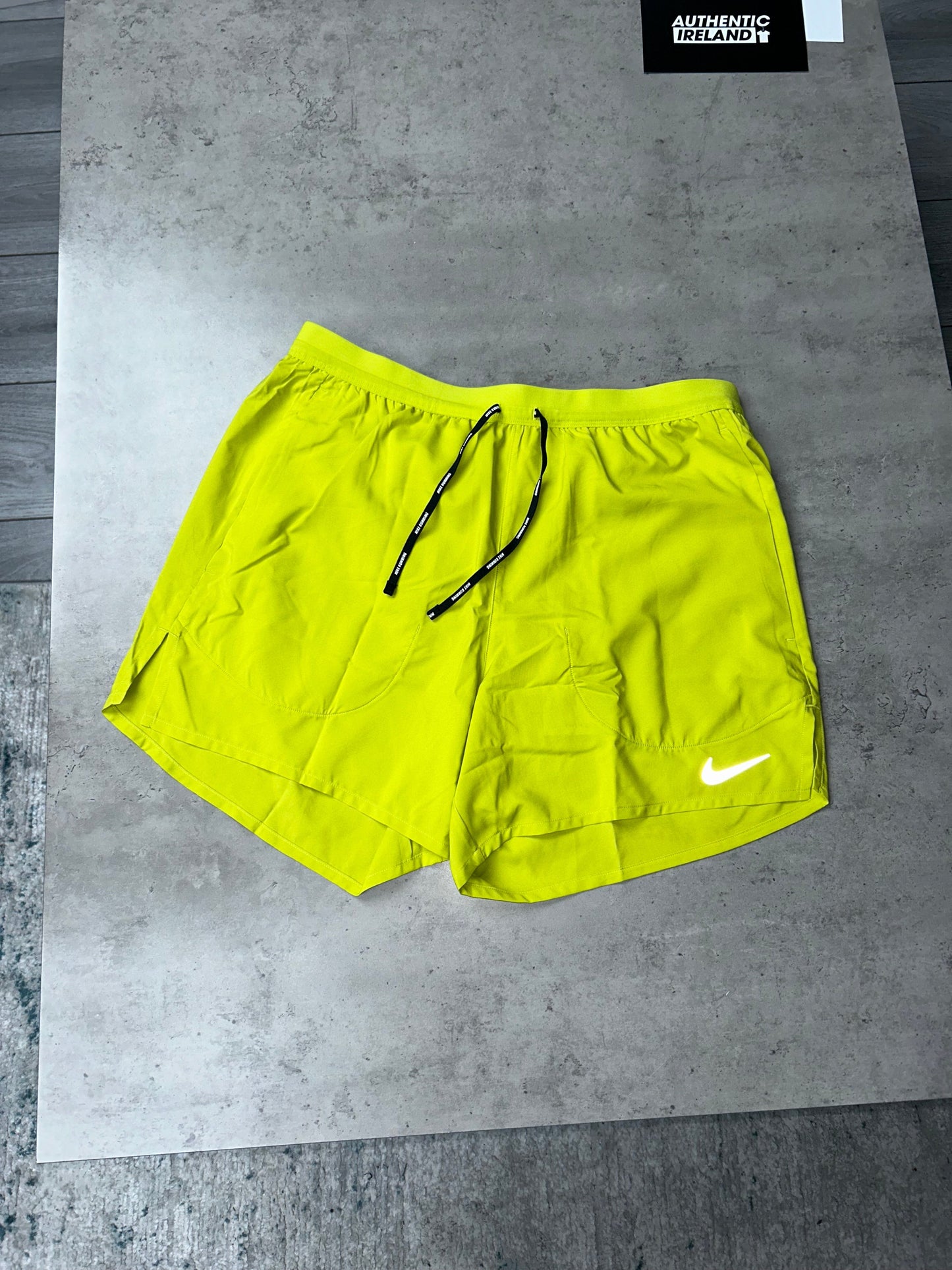 NIKE MILER SET - OLIVE