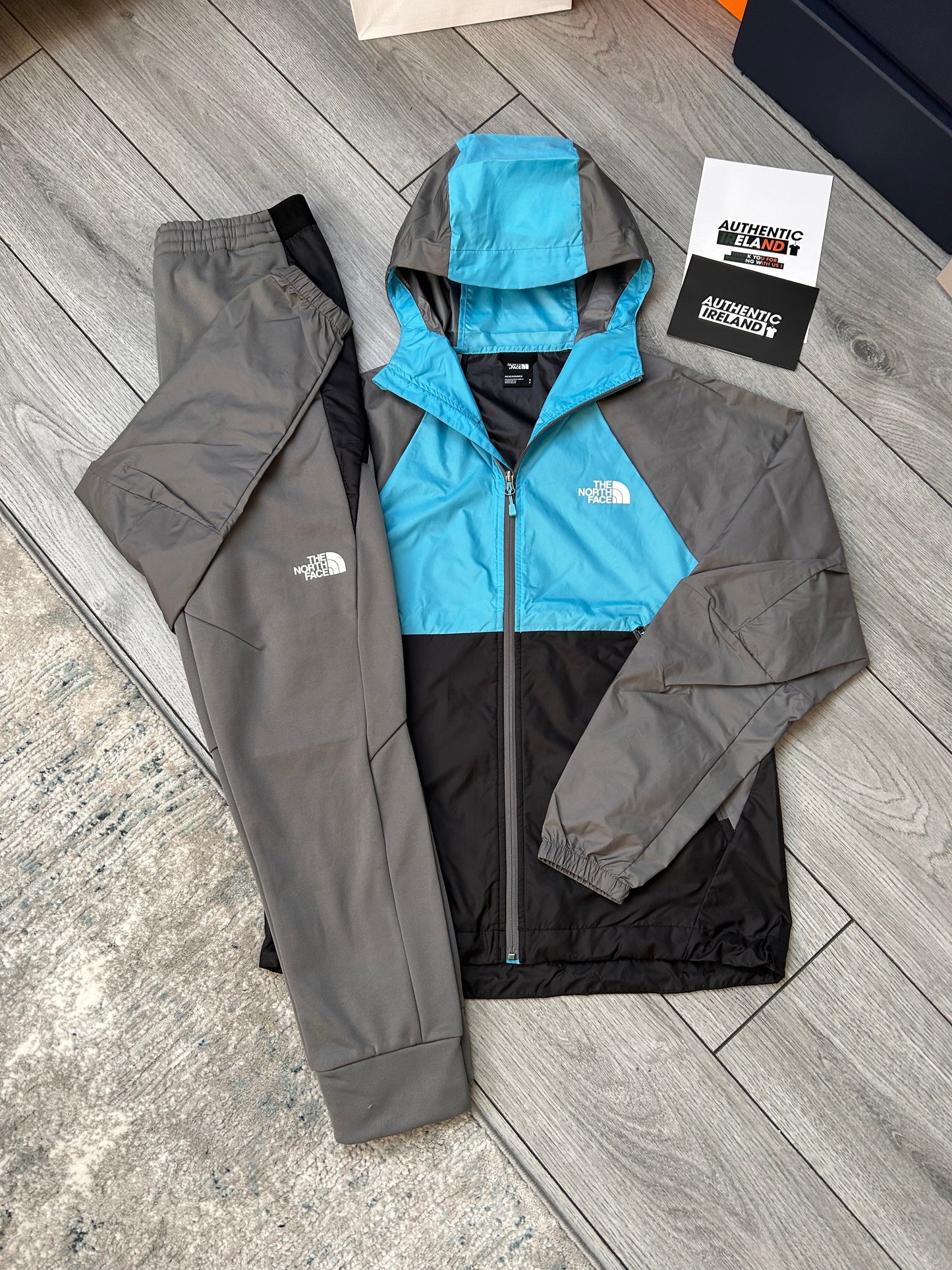 THE NORTH FACE WINDRUNNER TRACKSUIT - AQUA/SLATE/BLACK