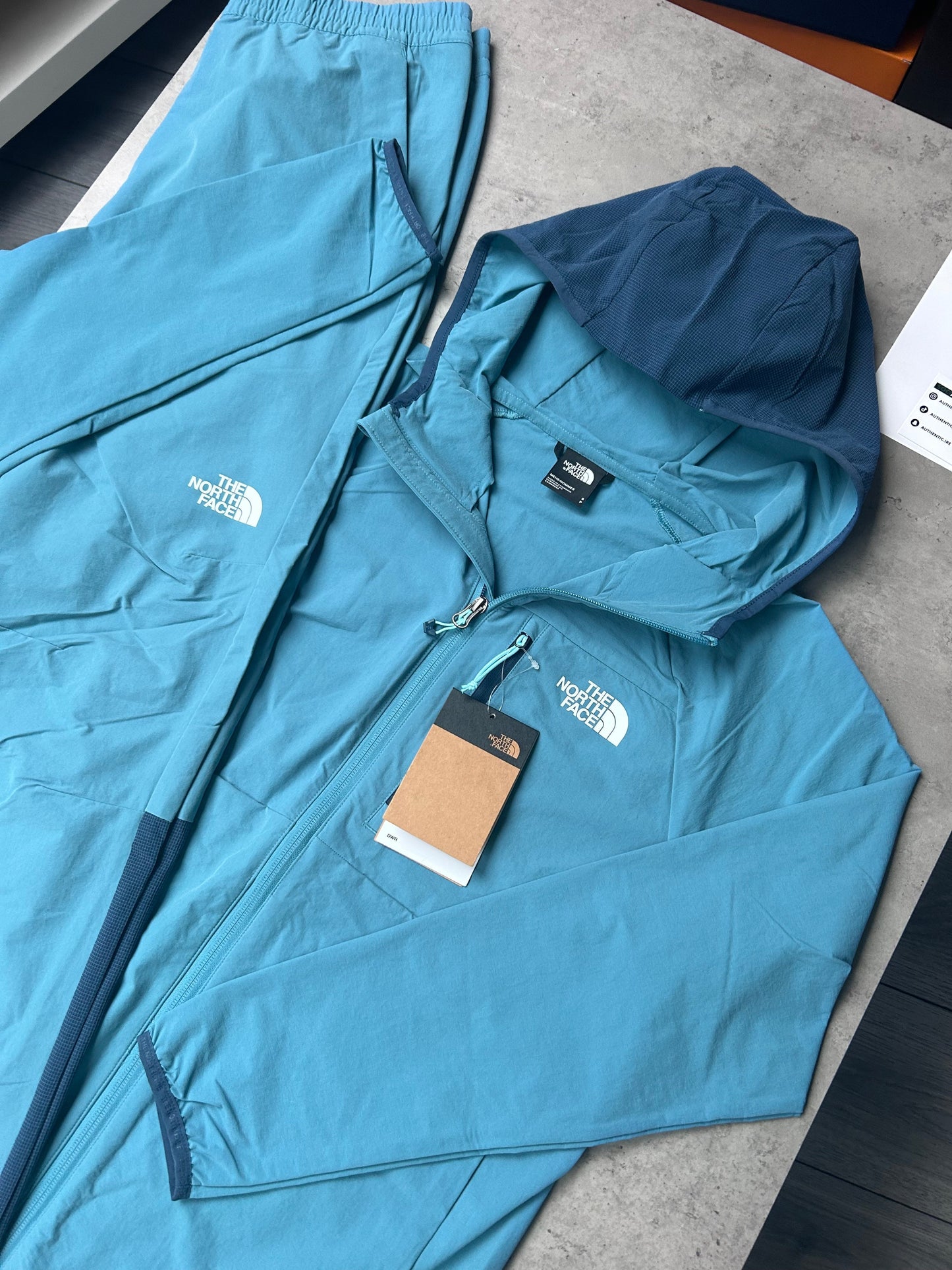 THE NORTH FACE WOVEN TRACKSUIT - NAVY/WATER BLUE