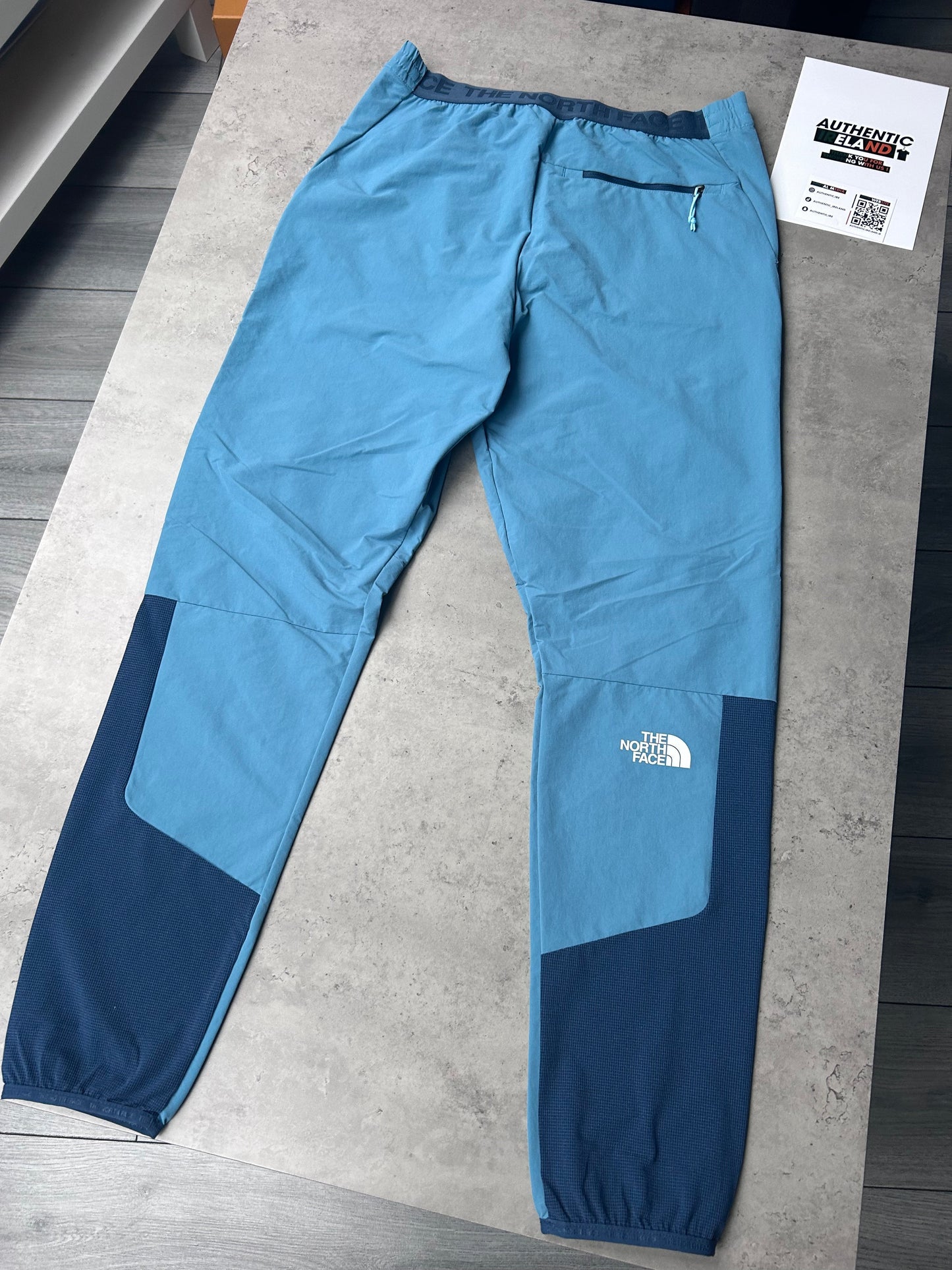 THE NORTH FACE WOVEN TRACKSUIT - NAVY/WATER BLUE