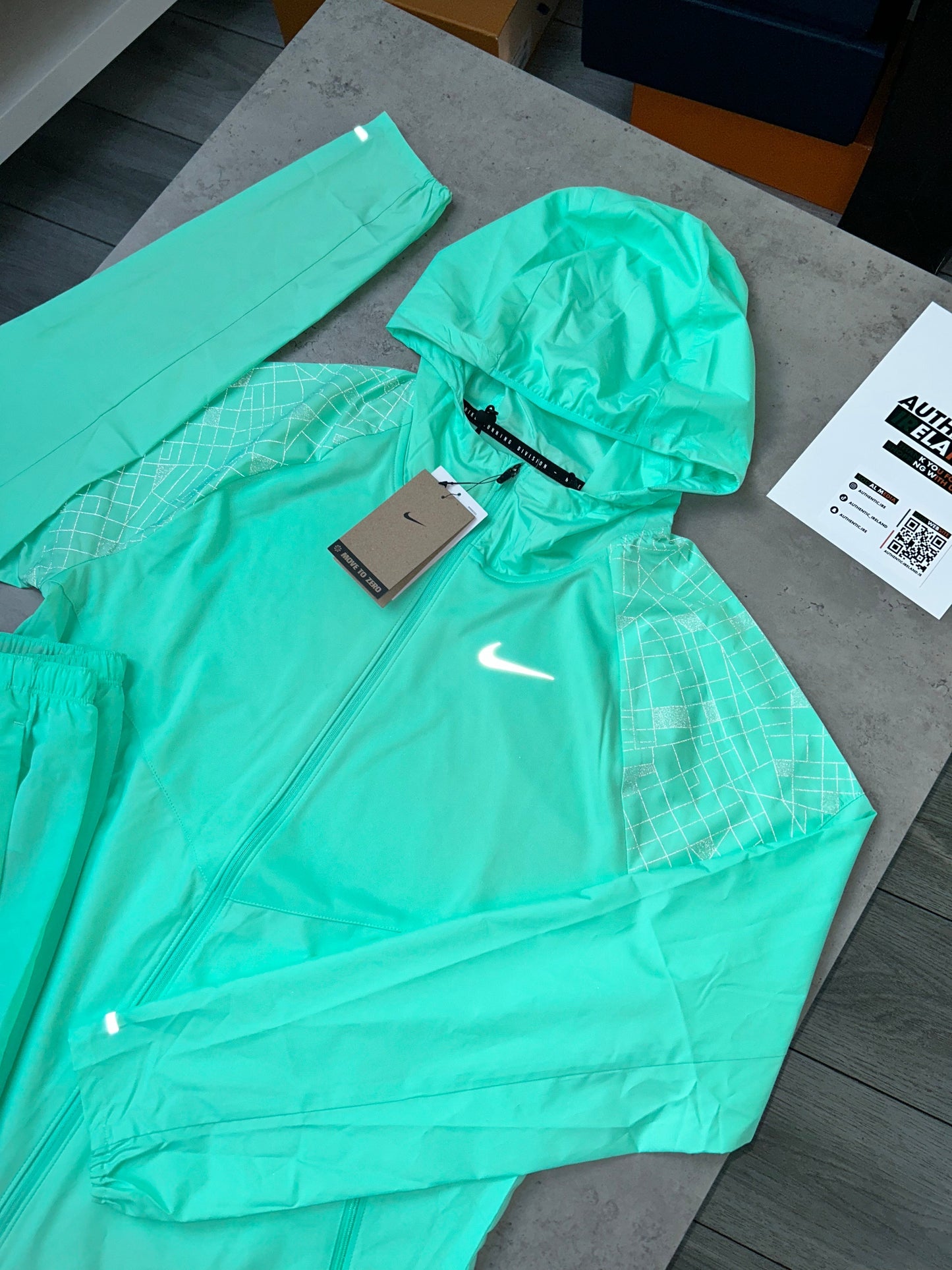 NIKE RUNNING DIVISION WINDRUNNER SET - MINT