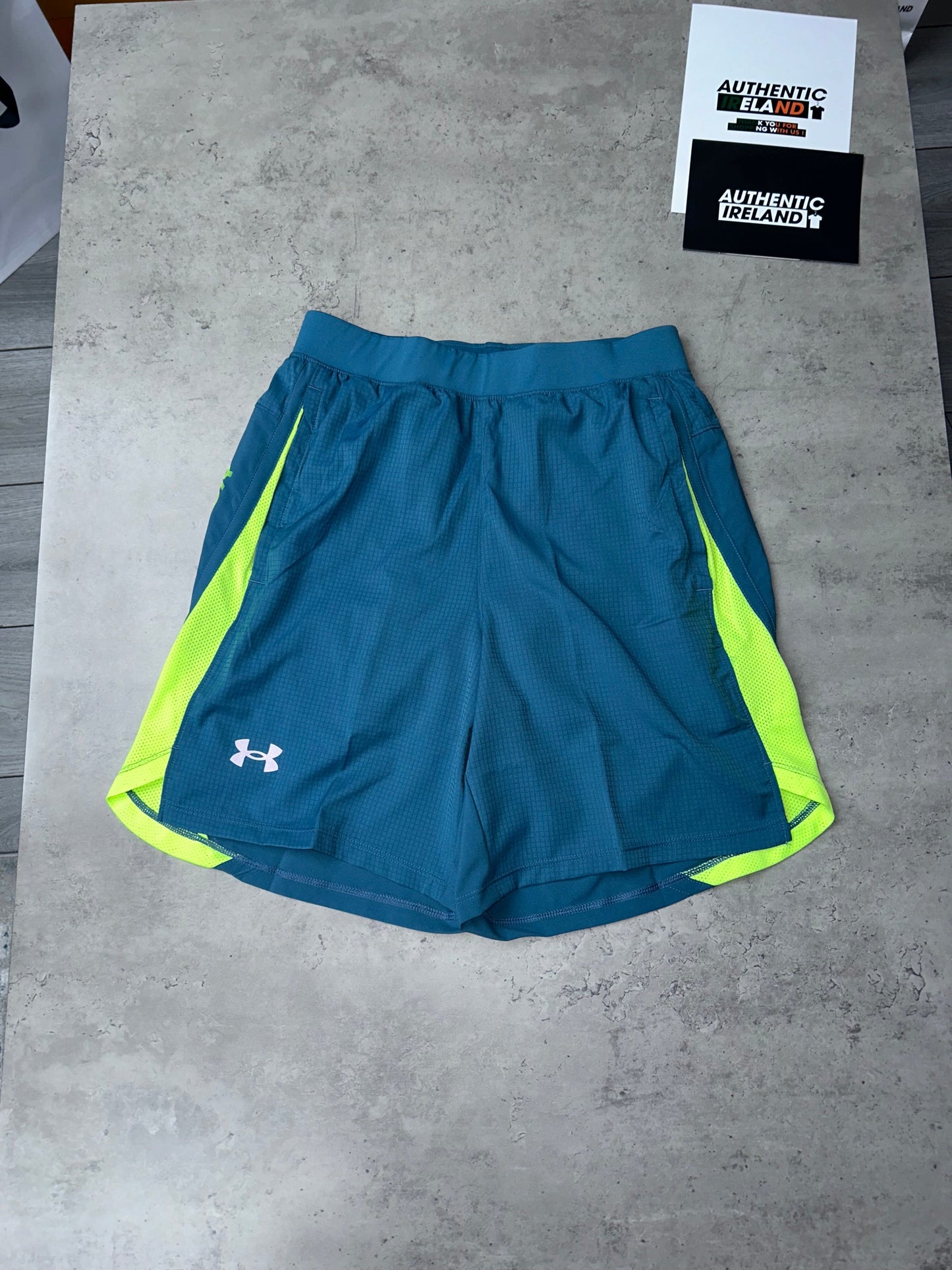 UNDER ARMOUR WINDRUNNER SET - TEAL/VOLT/WHITE