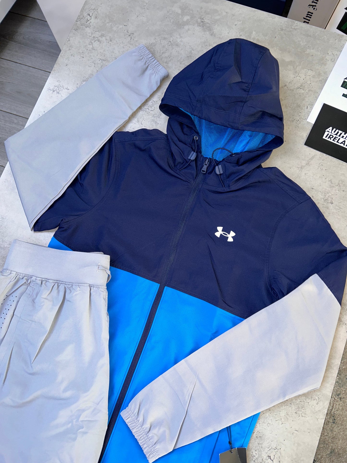 UNDER ARMOUR WINDRUNNER SET - BLUE/GREY/NAVY