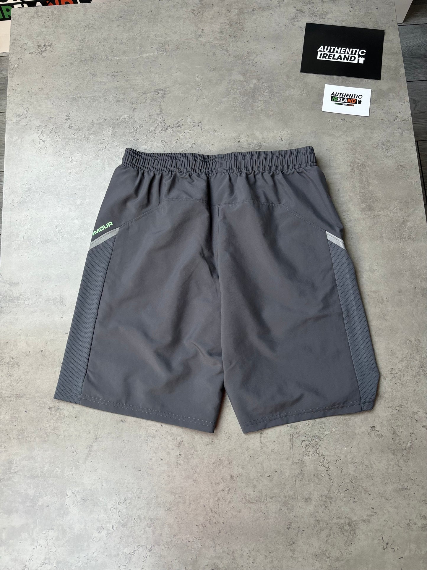 UNDER ARMOUR TECH UTILITY SET - GREY/GREEN