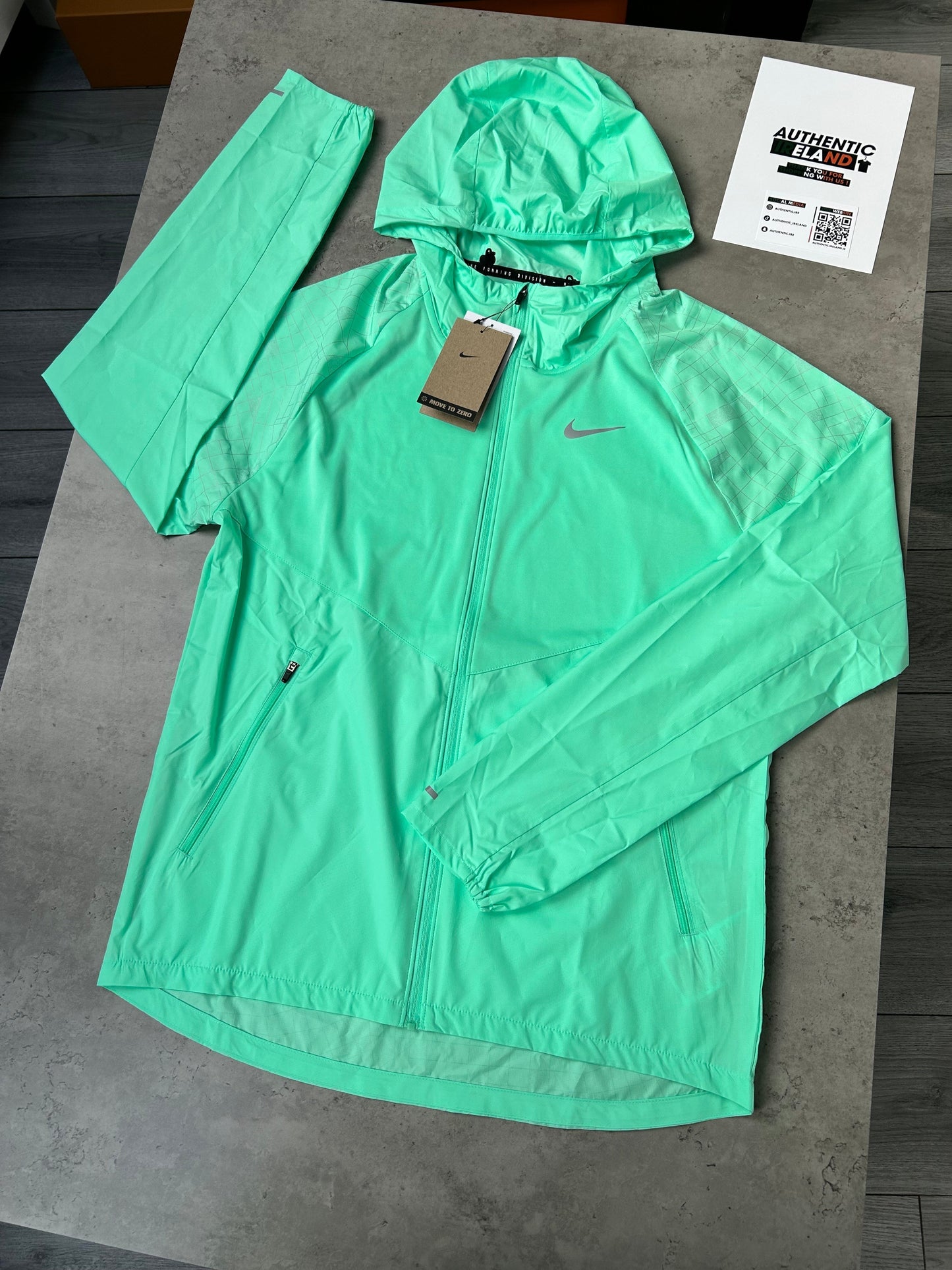 NIKE RUNNING DIVISION WINDRUNNER SET - MINT