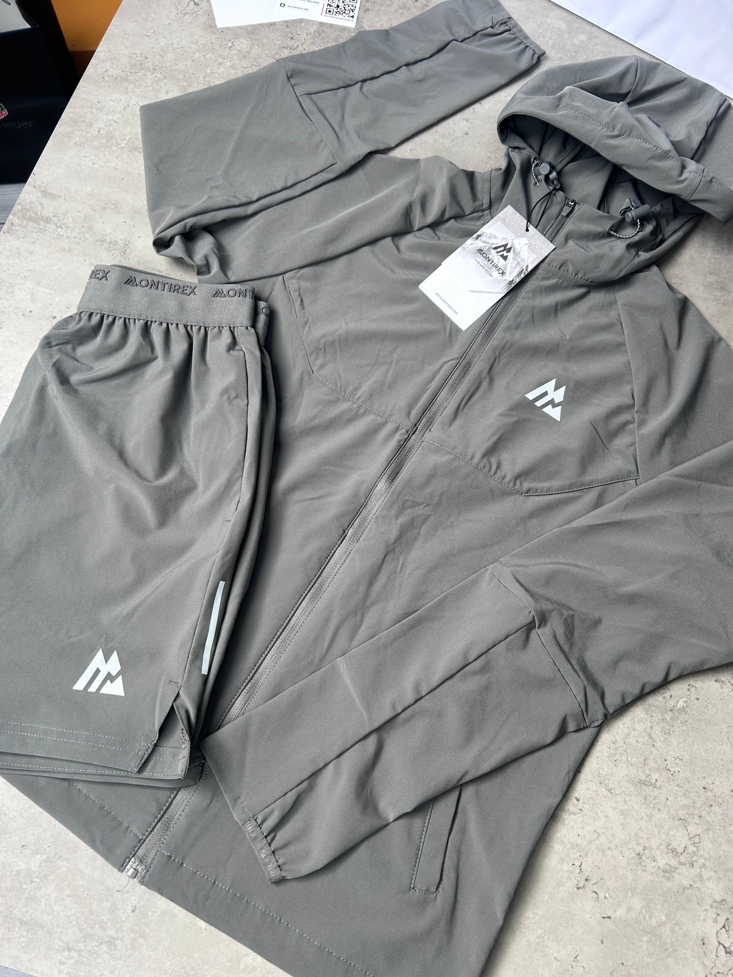 MONTIREX WINDRUNNER SET - CEMENT GREY